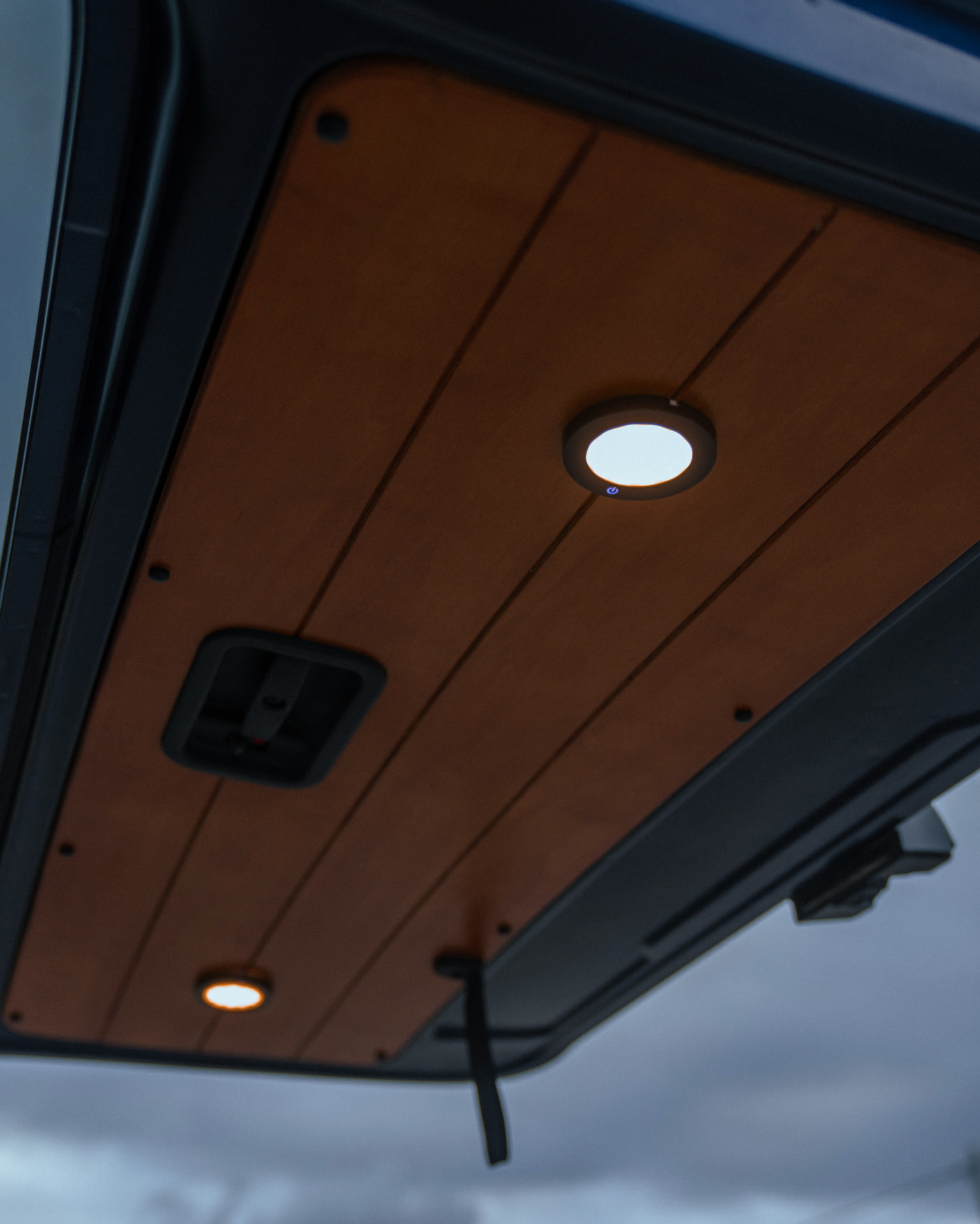 Hiace 200 Series — Timber-lined rear door panel