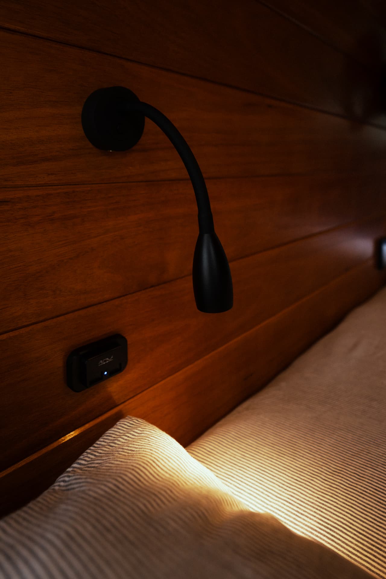 Hiace 200 Series — Reading light at night