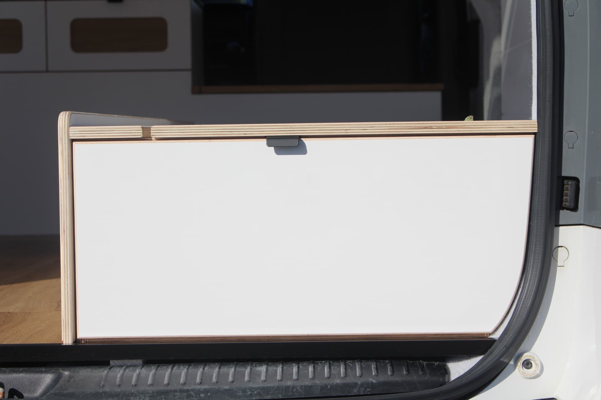 iLoad Camper — Fold-down rear panel